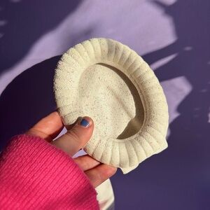 Speckled 80s Post Modern Cream Ceramic Picture Frame